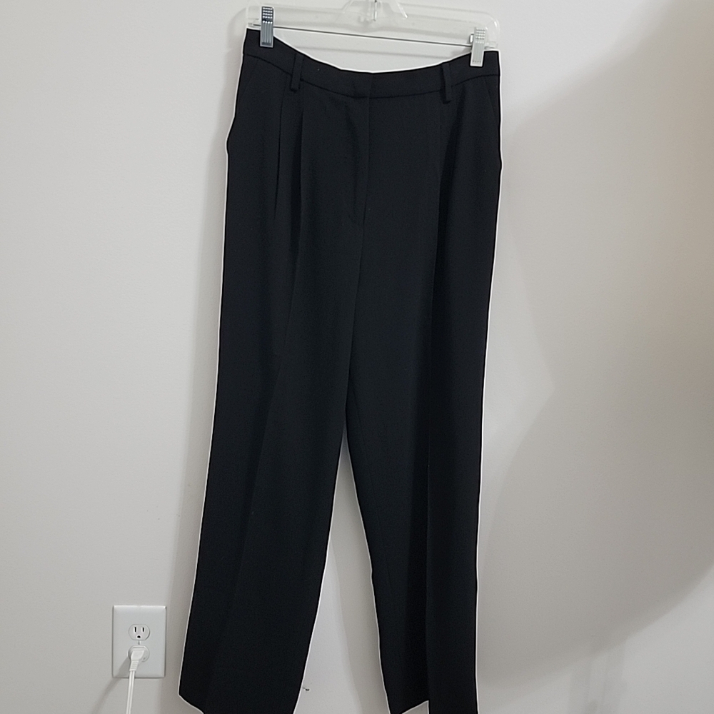 Max Mara Women's Dress Pants Size 42 US 6/8 M Black Wool High Rise Straight Leg